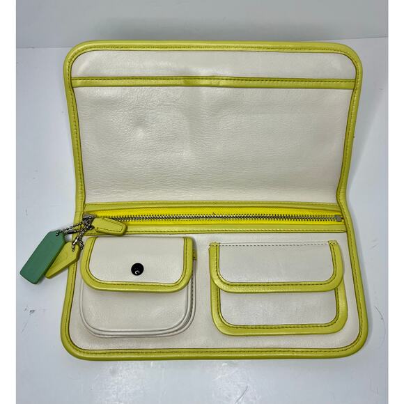 Coach Legacy Two Toned Clutch with matching bracelet - Picture 2 of 10